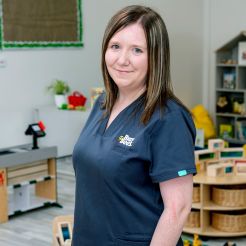 Laura Firth