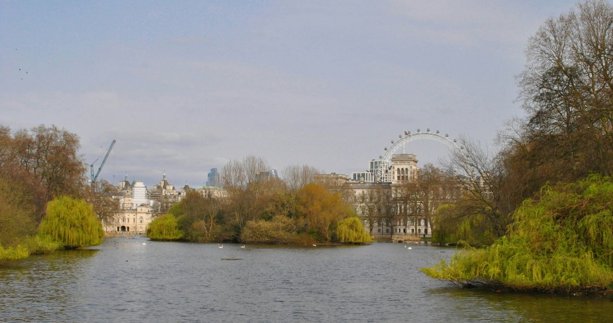 <p>When the summer holidays roll in, the same question is on every parent’s lips: how do I keep little ones entertained without breaking the bank?  <br />
Luckily, South London is packed with options, from green spaces to play cafés and community events. And the best bit?They’re all either free, or low cost, making them ideal activities in South London.</p>