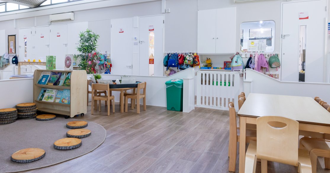 Busy Bees at Heathrow gallery photo