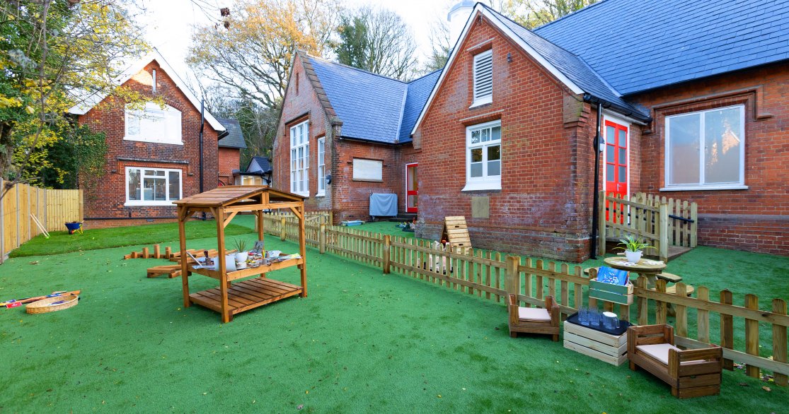 Busy Bees at Stansted Mountfitchet gallery photo