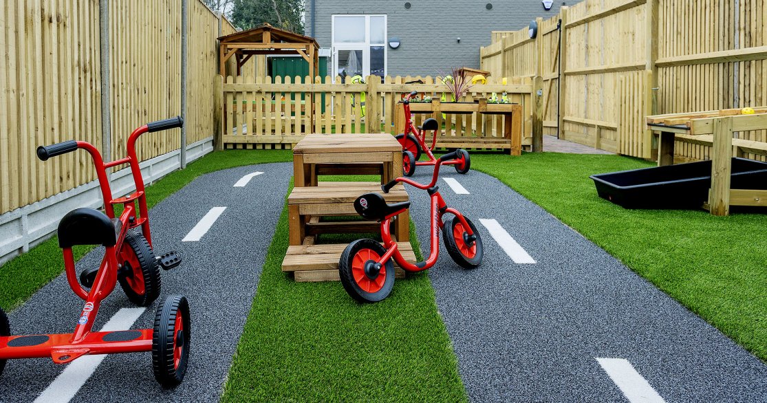 Busy Bees at Binfield gallery photo