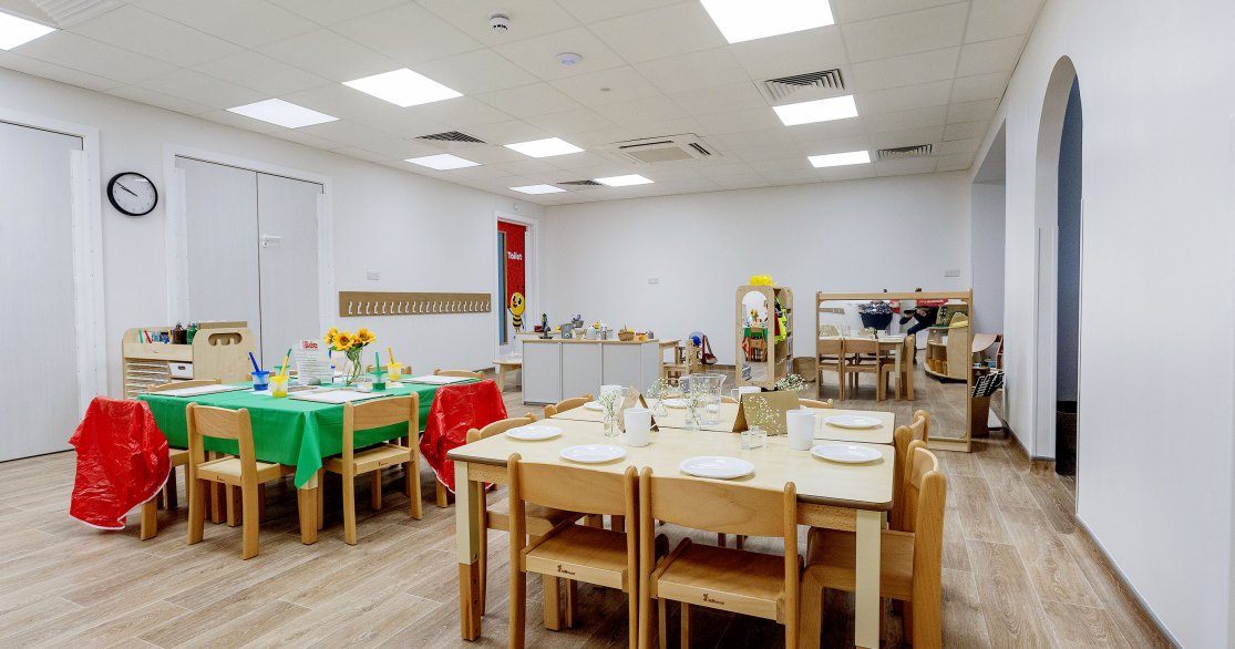 Busy Bees at West End gallery photo