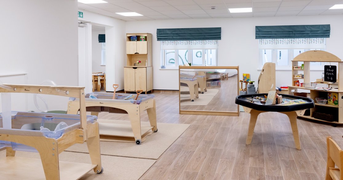 Busy Bees at West End gallery photo