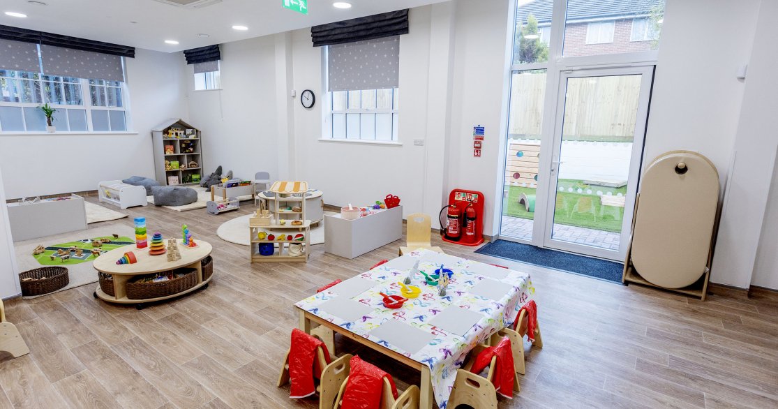 Busy Bees at West End gallery photo