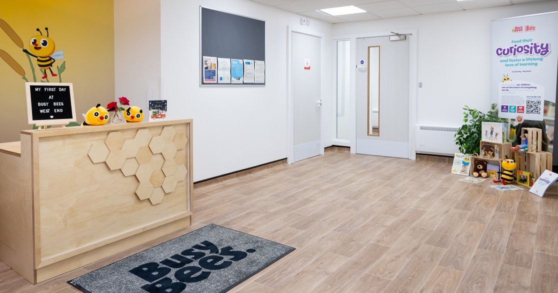 Busy Bees at West End gallery photo