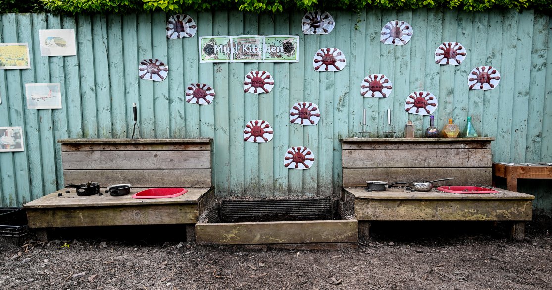 Busy Bees at Glasgow Parkview
