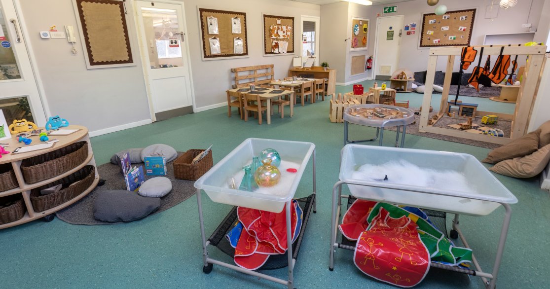 Busy Bees in Wootton Fields gallery photo