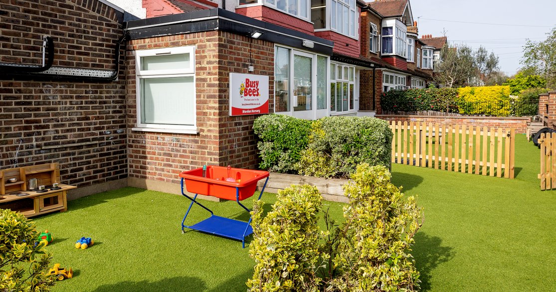 Busy Bees Nursery in Morden
