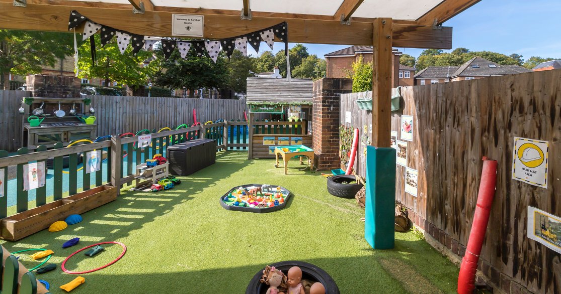 Busy Bees at Reigate, local nursery for childcare in Reigate