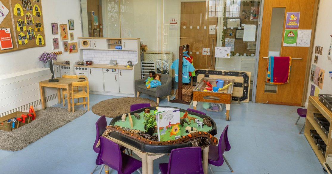 Busy Bees at Haywards Heath gallery photo