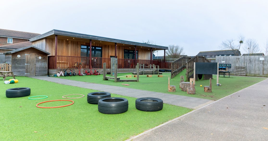 Busy Bees at Gravesend, local nursery for childcare in Gravesend