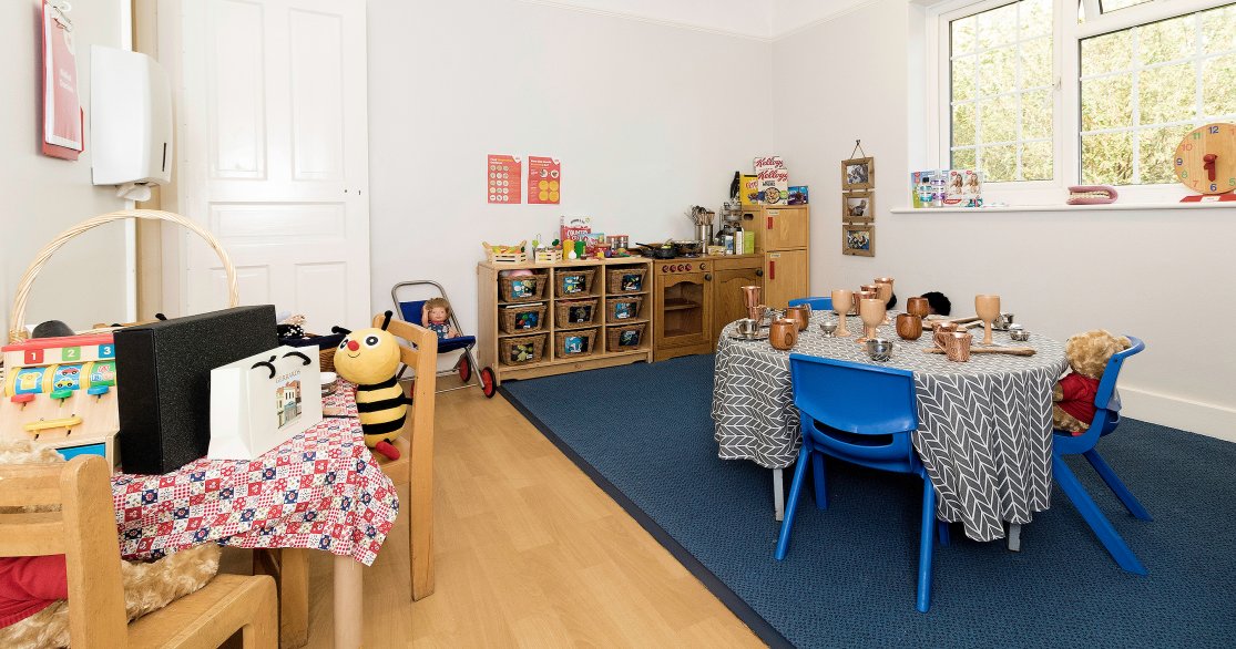 Nursery in Dorking Preschool in Dorking, Surrey Busy Bees