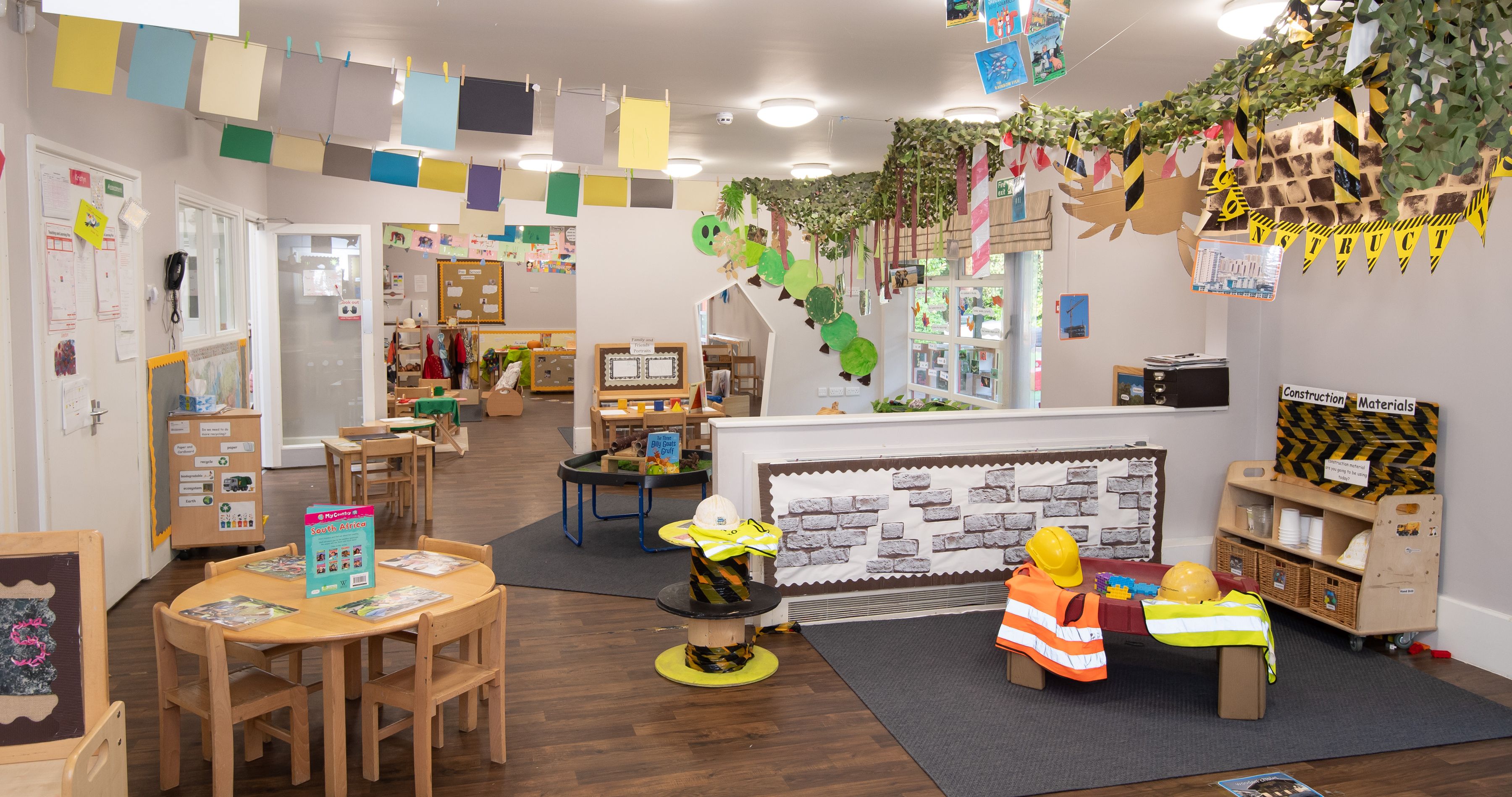 Busy Bees In Browns Wood Local Nursery For Childcare In Milton Keynes