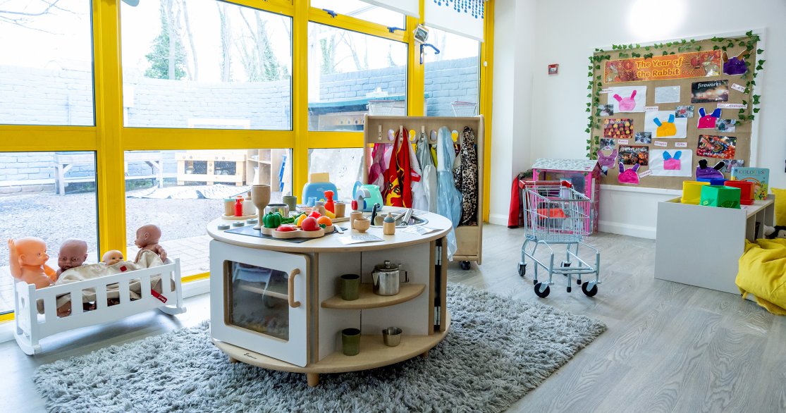 Busy Bees at Cheam Local childcare nursery in Ch