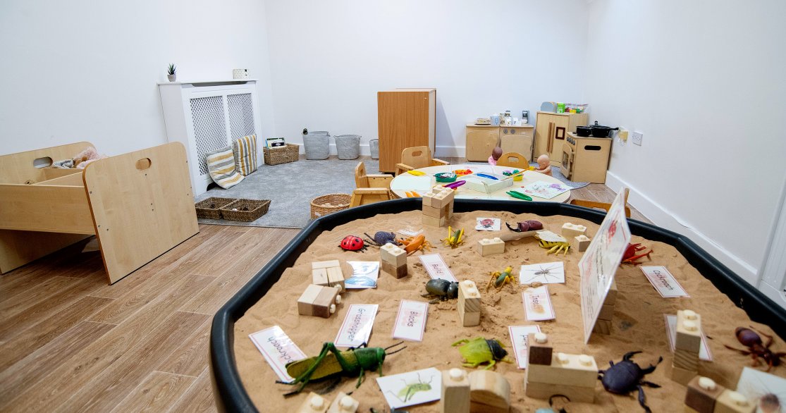 Busy Bees at Derby Oakwood Bishops Dive