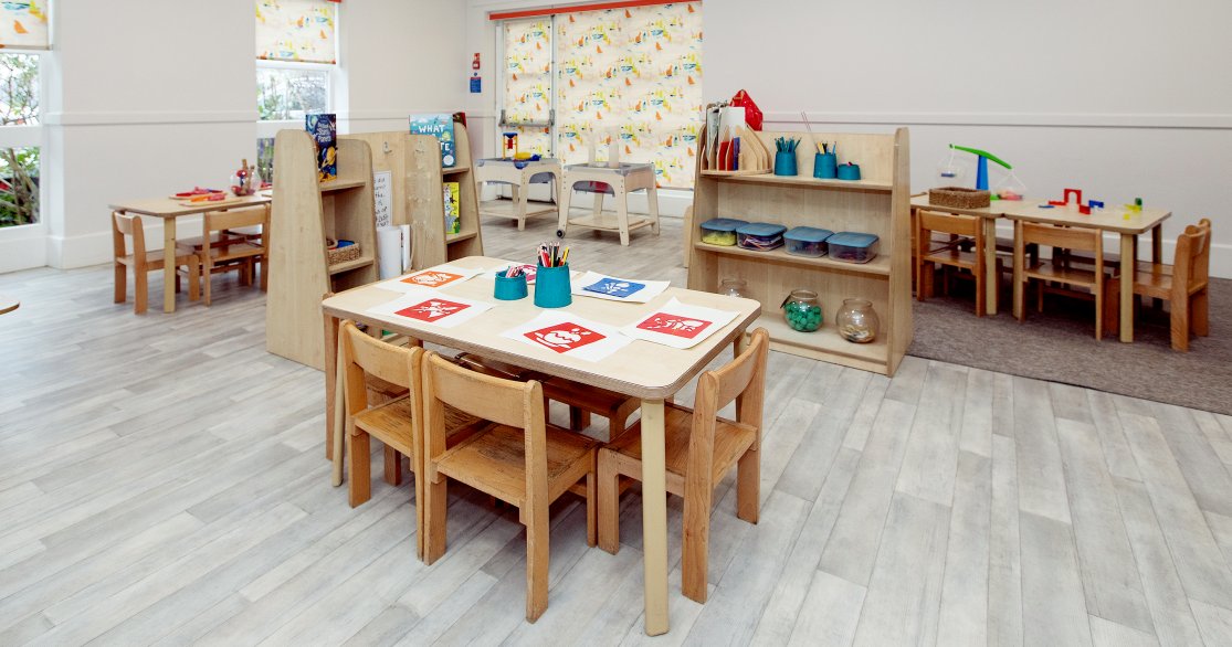 Busy Bees at Stevenage College, local nursery for childcare in Stevenage