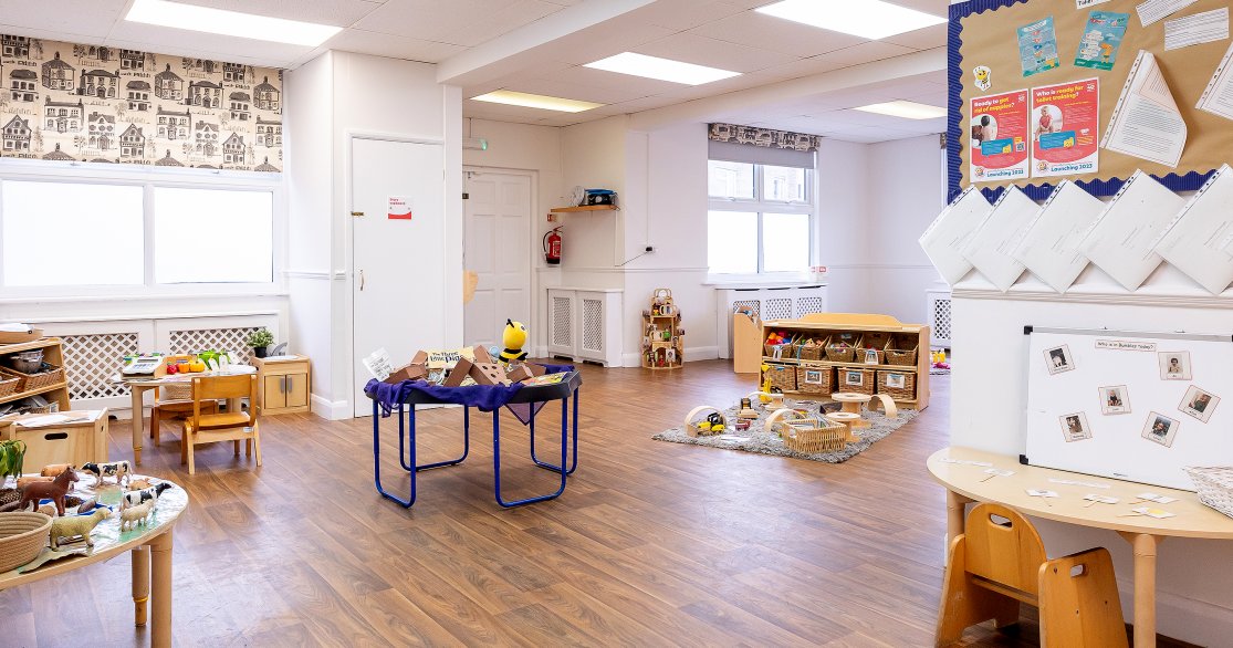 Busy Bees at Teddington gallery photo