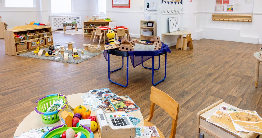 Busy Bees at Teddington gallery photo