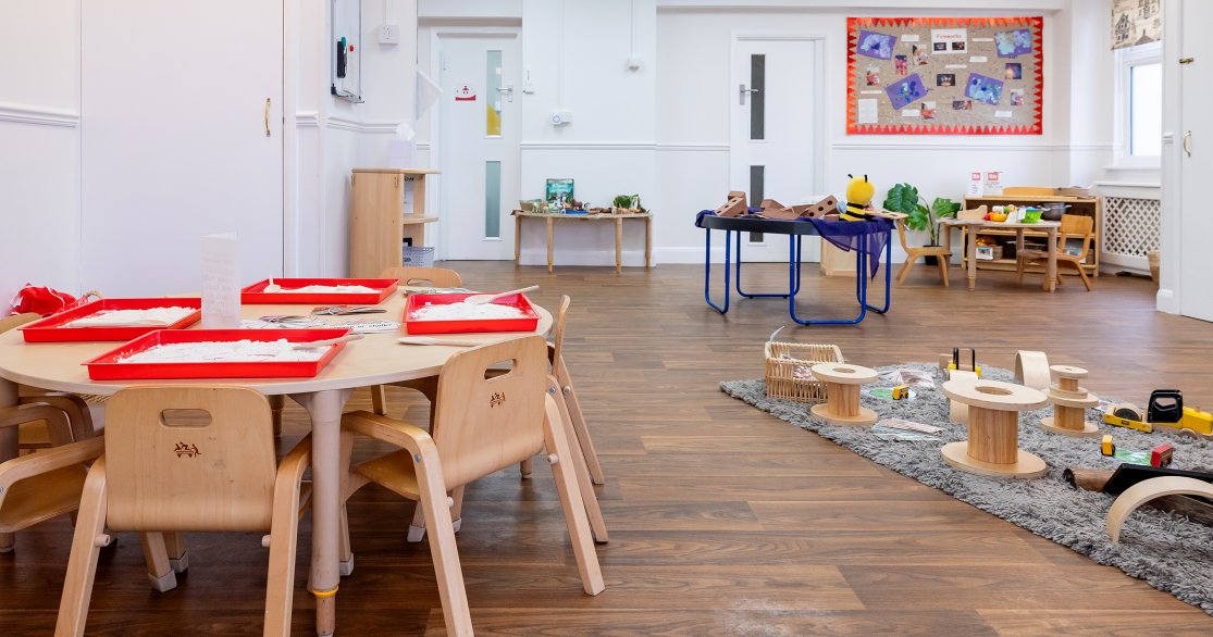 Busy Bees at Teddington gallery photo