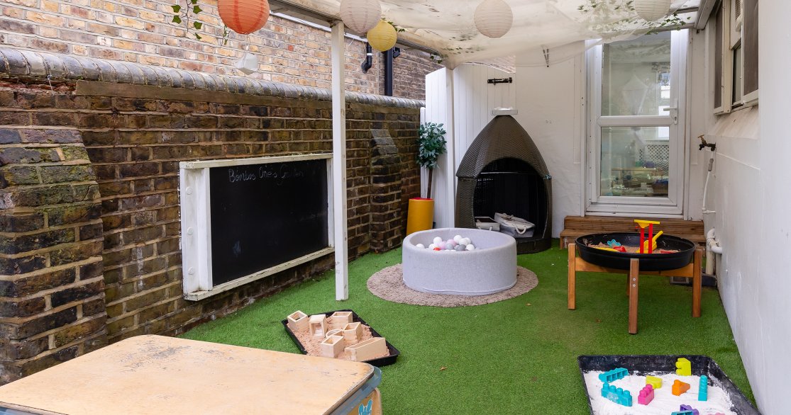 Busy Bees at Teddington gallery photo