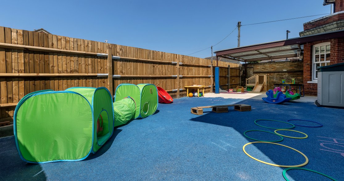 Busy Bees at Stotfold Local childcare nursery in