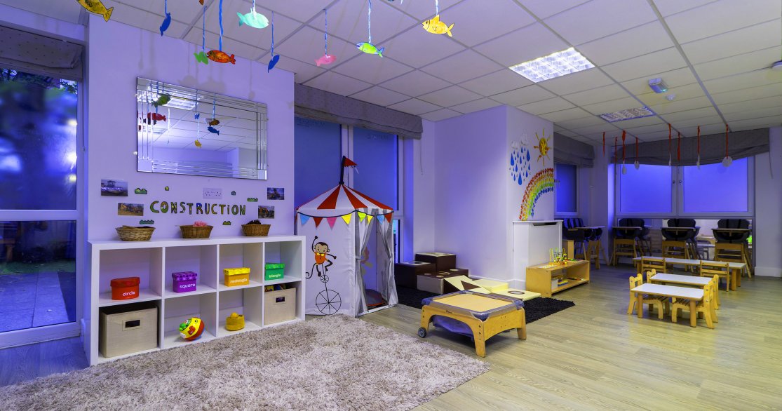 Montessori Nursery Busy Bees Childcare in Putney London